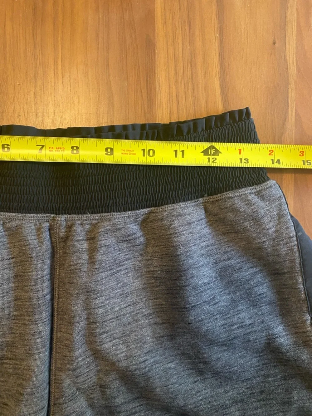 lululemon Varsity Heathered Gray Cotton shorts size 4 - Picture 7 of 8
